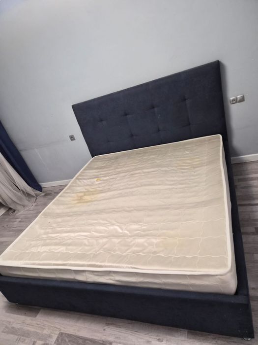 Спальная кровать