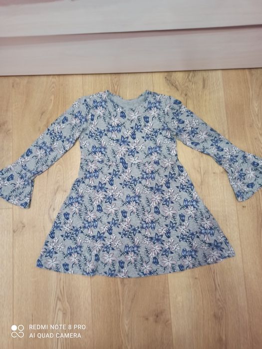 2 сиви стилни рокли за момиче  136/140