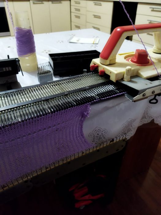 Вязальная машина Нева-5