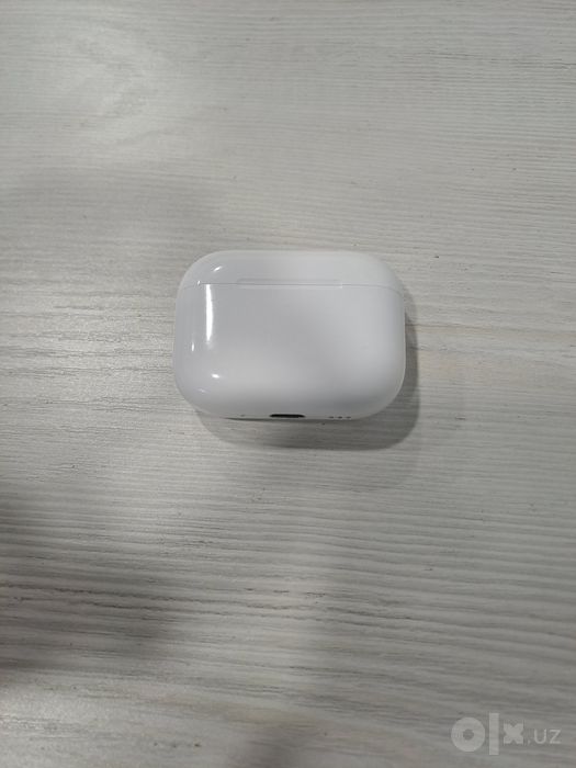Airpods pro max 3 , в хорошем состоянии