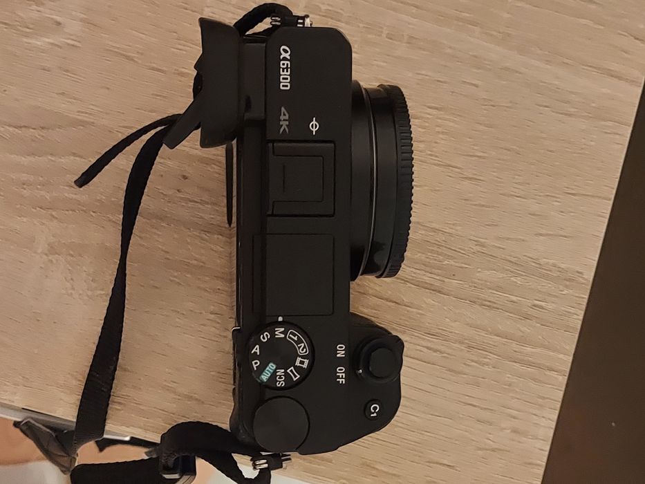 Фотоапарат Sony A6300 + Sigma 16mm 1.4 и 56mm 1.4