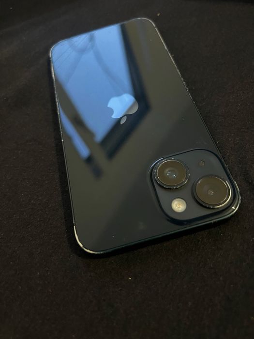 iPhone 14 baterie 100%