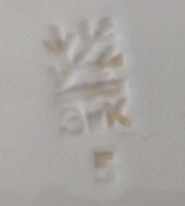 Столовая мелкая фаянсовая тарелка Ø 24 см, (ЗиК), цена дана за одну