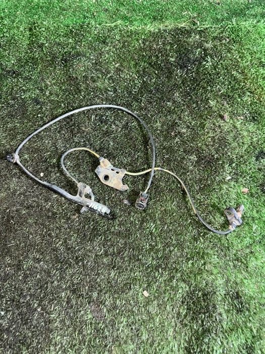 Датчик абс abs передний Тойота Рав4 30 Рав Rav Rav4 диски ступица эур