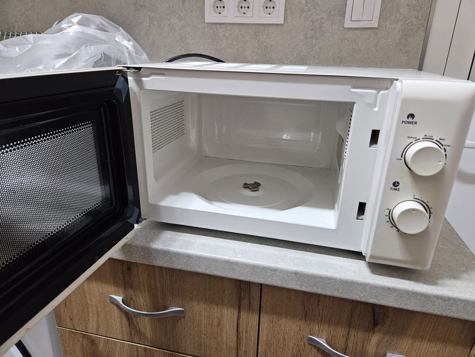 Микровълнова фурна