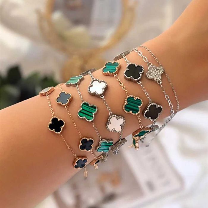 Гривна с детелини Van Cleef, Гривна Alhambra детелина от стомана