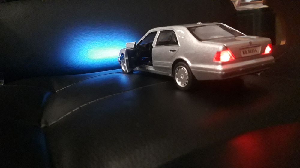 Vand macheta NOUA Mercedes S Class W140,