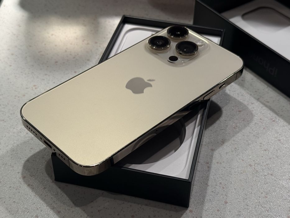 iPhone 14 Pro 256GB Gold – Перфектен, 100% Батерия!