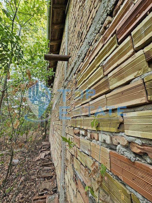 Продава се Промишлена сграда в с. Алеково, Област Велико Търново - 145 кв.м за 89 €/кв.м - Снимка #1