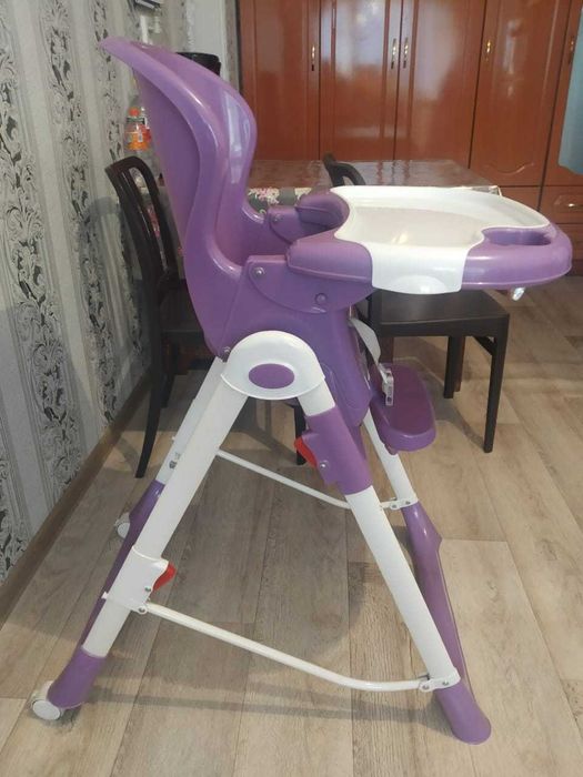 Продается детский стол для кормления
