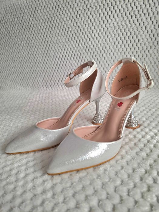 Pantofi de mireasa, noi, din piele, masura 37