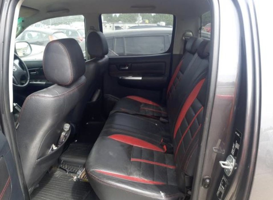 Dezmembrez Toyota Hilux 3.0 1KD-FTV 2012-2016