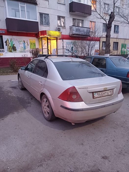 Форд мондео 2002г 2л