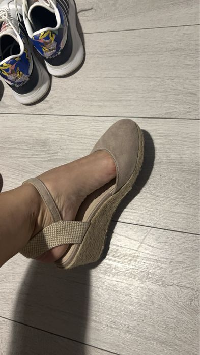 teniși,  platforme si genți dama noi