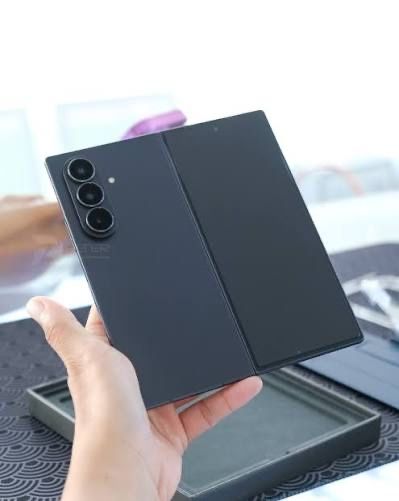 Бартер Samsung Galaxy Z Fold 7 Jetblack 256GB - Гаранция!