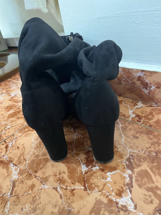 Дамски зимни велурени боти на нисък ток