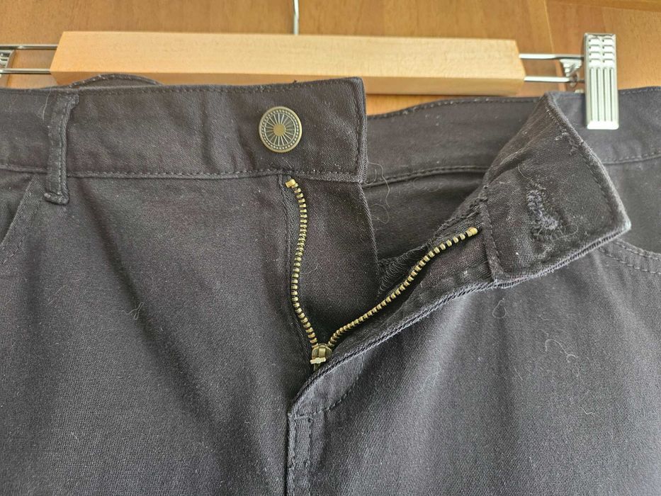 Fusta vara mini neagra