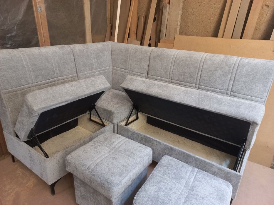 Мягкий уголок для кухни