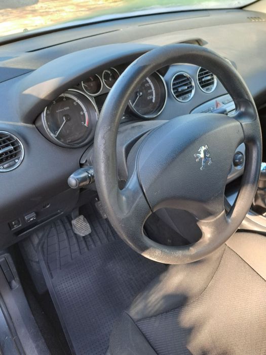Peugeot 308 бензин