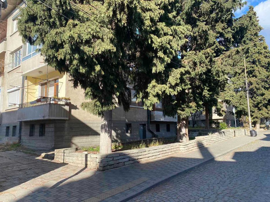 Продава се Тристаен апартамент в Карлово - 100 кв.м за 1173 €/кв.м - Снимка #16