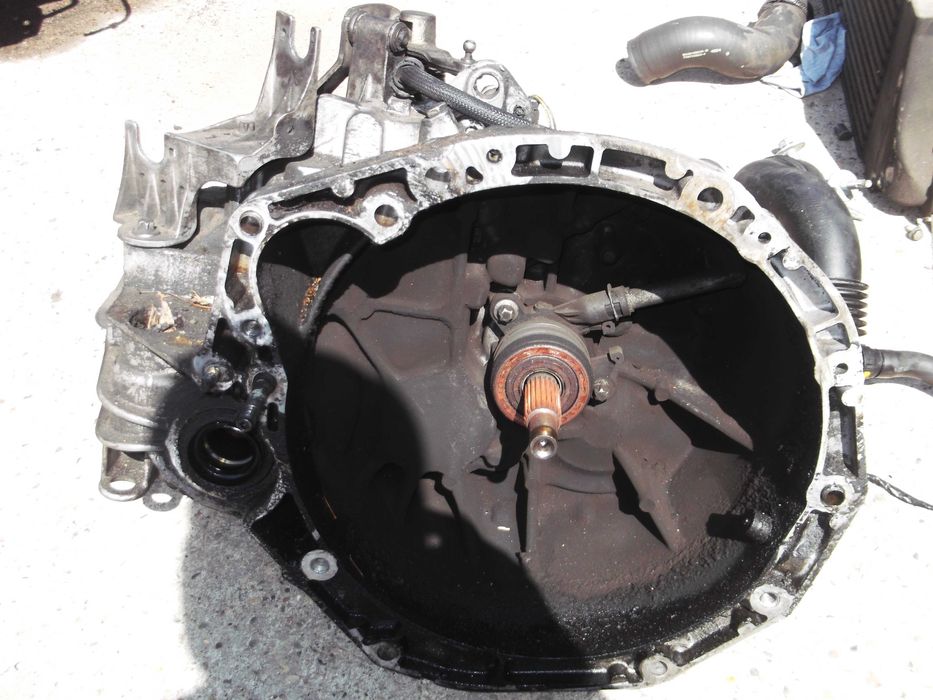 Скоростна кутия  за Рено Меган 2005 год.1.9дци 6 степенна