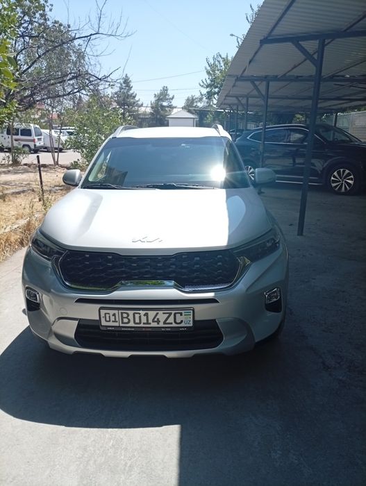 Kia Sonet sotiladi 2 poziciya
