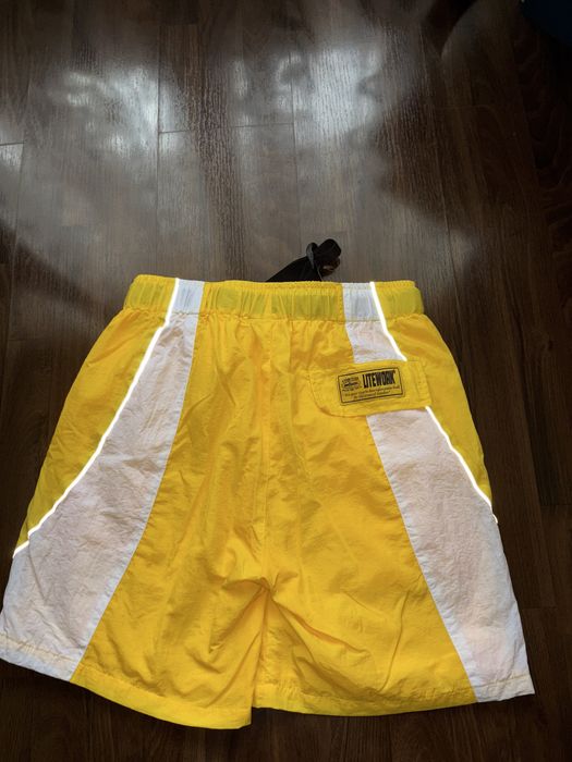 Corteiz spring shorts 2 цвята