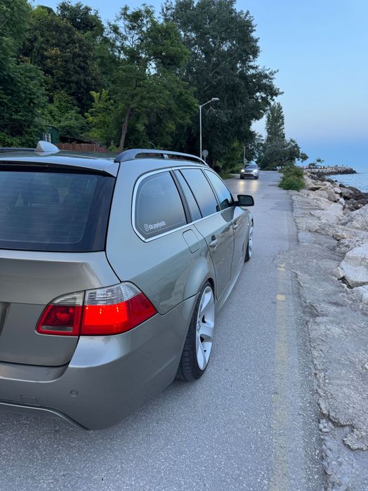BMW e61 530d комби автомат 2004г
