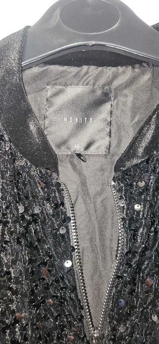 Дамско яке с пайети