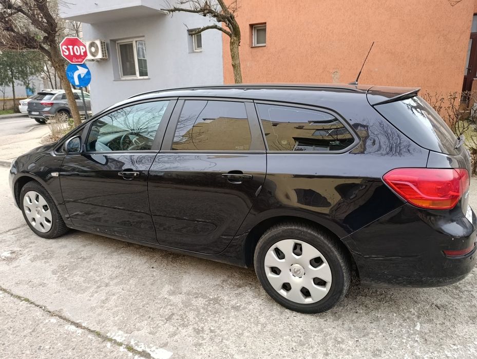 OPEL Astra 2011 — imagine 3
