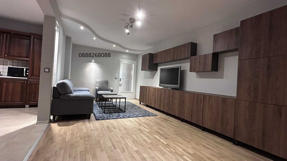 отдава под наем 3-стаен апартамент на "5-те кюшета", гр. София