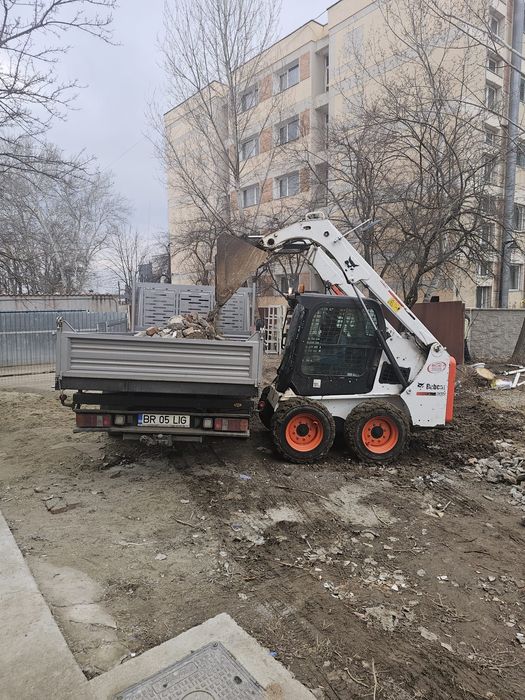 Închiriere utilaje constructii