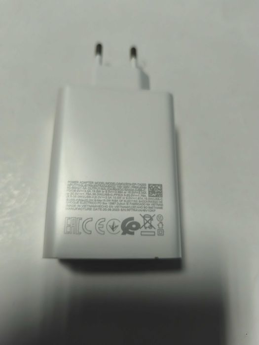 Incarcator telefon priza rapid 65 W cu mufa usb + 2 tip c