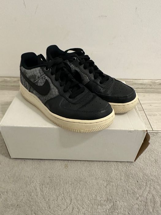 Дамски кецове Nike