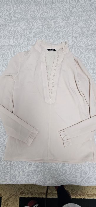 Женская одежда в отличном состояний