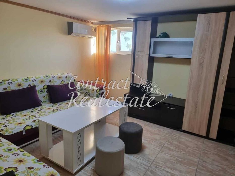 Дава се под наем Двустаен апартамент в Варна, Бриз - 45 кв.м за 255 € - Снимка #2