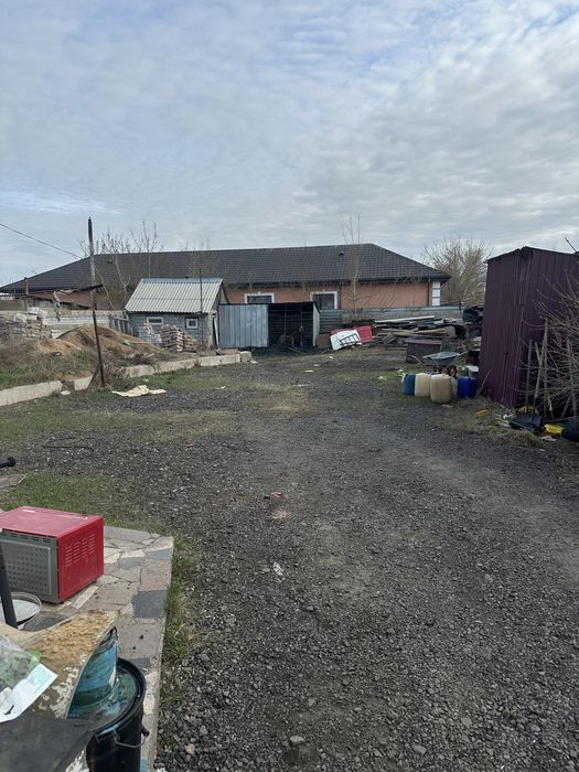 Продаю котедж 14 соток земли