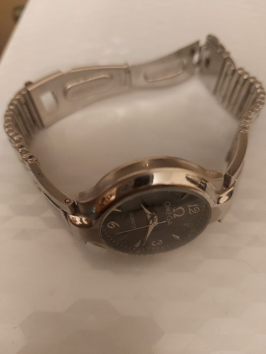 Дамски часовник OMEGA уникат