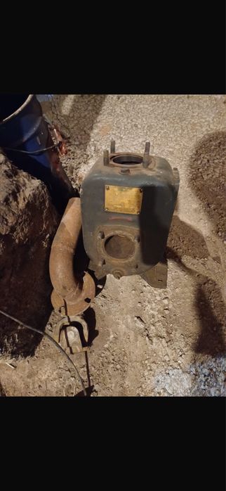 Продам насос от бензовоза