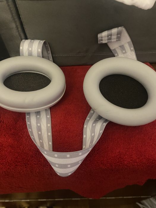 Casti de protectie pentru bebelusi