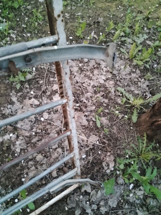 Продам багажник на ВАЗ 2108 Советского производства