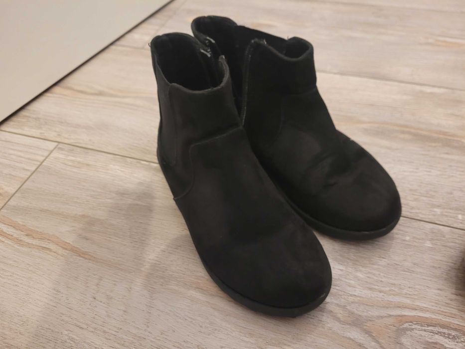 set incaltaminte fetite nr 30