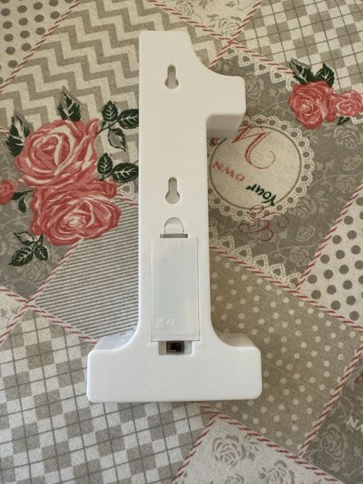 Cifra 1 luminata pentru prima aniversare