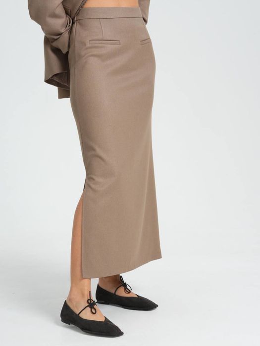 Костюм пиджак с юбкой