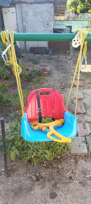 Детска люлка запазена