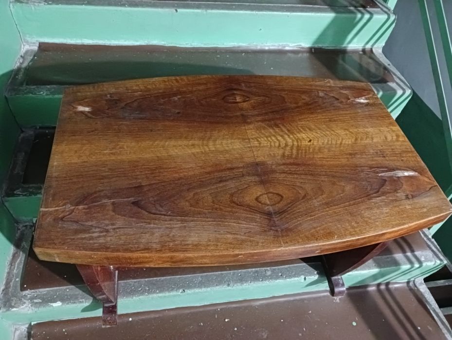 Продавам ниска холна масичка