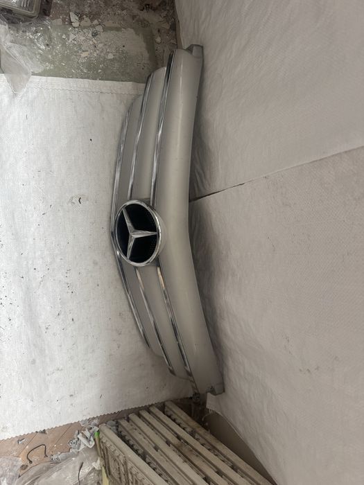 Оригинална решетка Мерцедес А169 Б245 Mercedes W169 W245