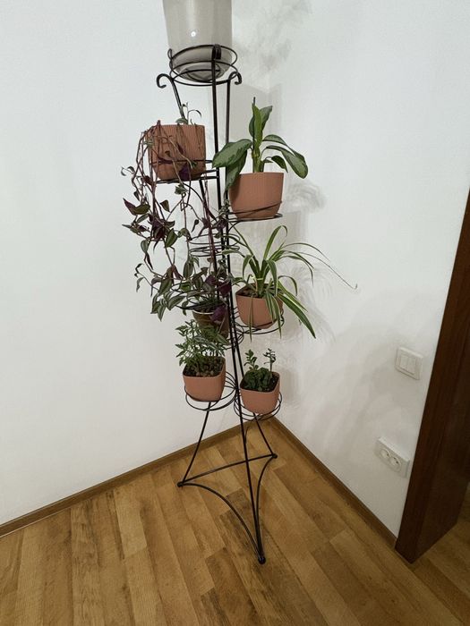 Подставка для цветов