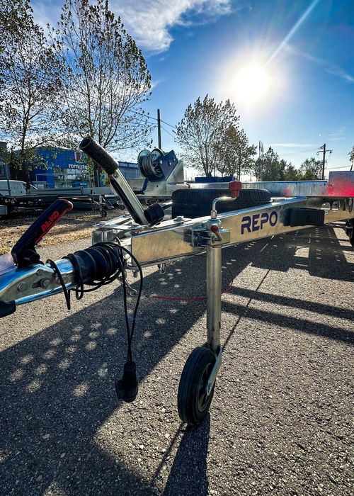 Remorca transport auto,platforma,atv,utv,snowmobil,2700kg,4.5mx2.1m