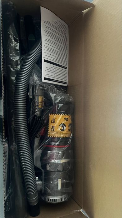 Универсальный пылесос для дома